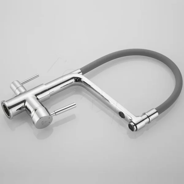 Смеситель для кухни с гибким изливом Rose R658