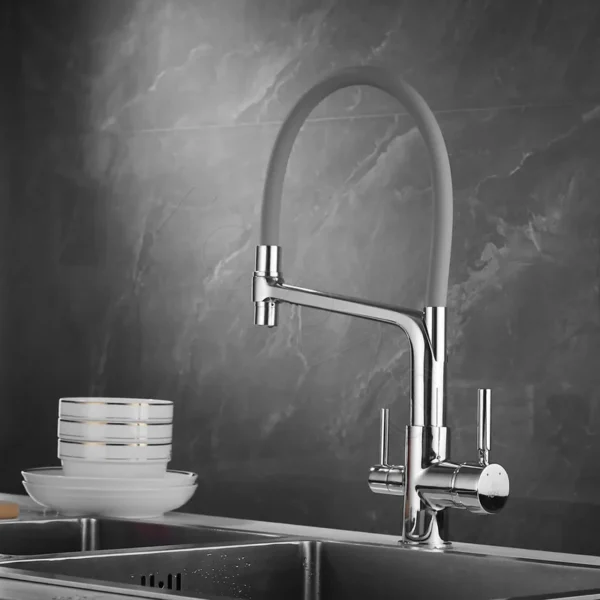 Смеситель для кухни с гибким изливом Rose R658