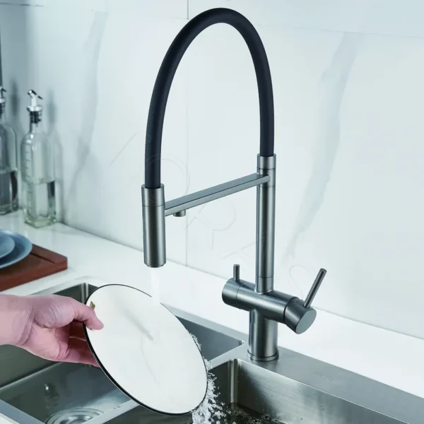 Смеситель для кухни с гибким изливом Shevanik S178T