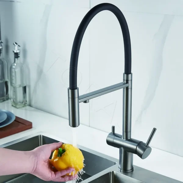 Смеситель для кухни с гибким изливом Shevanik S178T