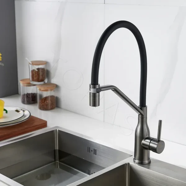 Смеситель для кухни с гибким изливом Shevanik S343T-3