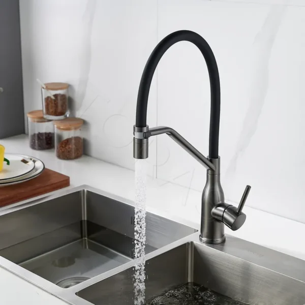 Смеситель для кухни с гибким изливом Shevanik S343T-3