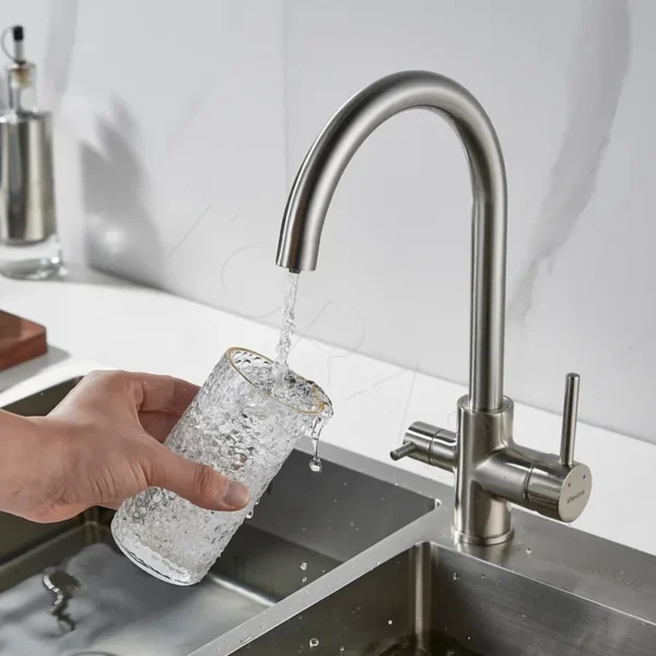 Смеситель для кухни с подключением к фильтру воды Shevanik S128L
