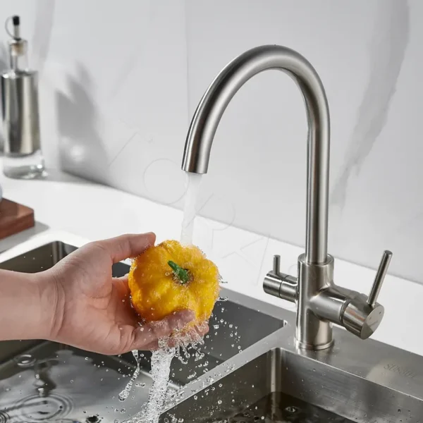 Смеситель для кухни с подключением к фильтру воды Shevanik S128L