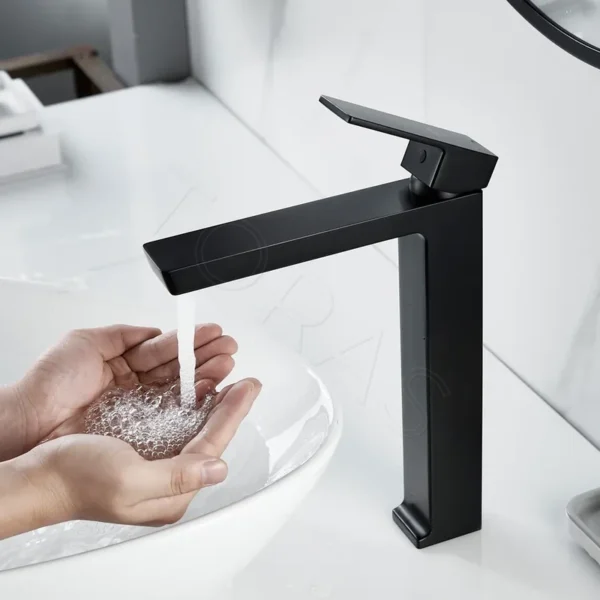 Смеситель для умывальника Rose R1811H-1