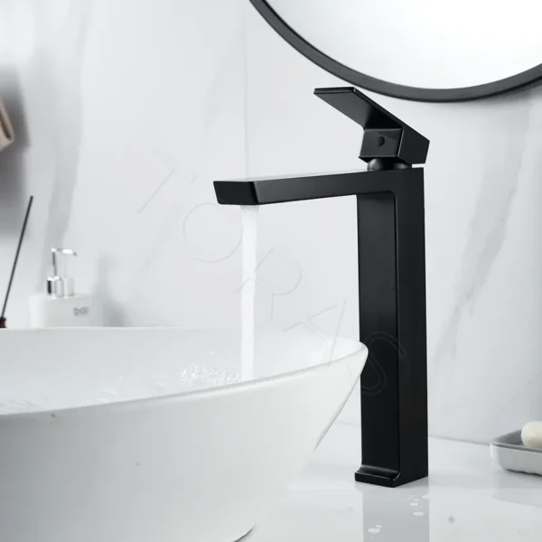 Смеситель для умывальника Rose R1811H-1