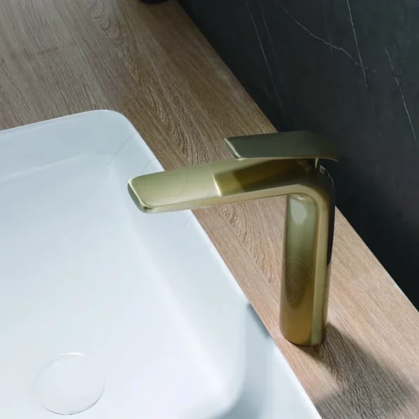 Смеситель для умывальника Rose R3911G