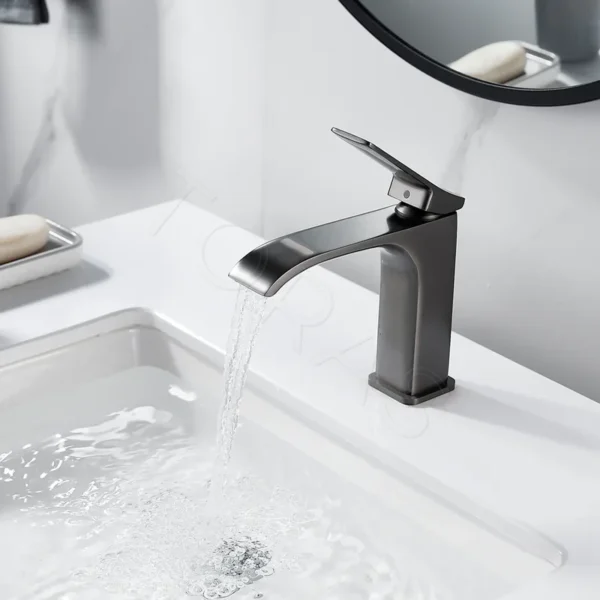 Смеситель для умывальника Shevanik S4001T