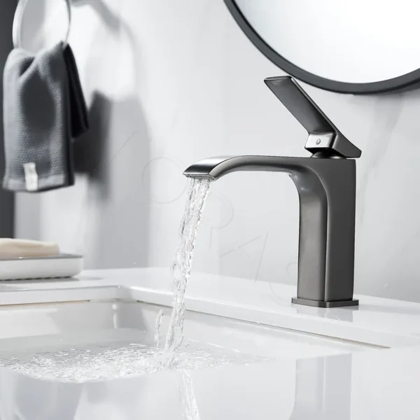 Смеситель для умывальника Shevanik S4001T