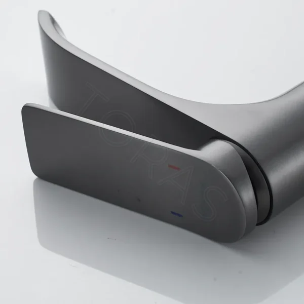 Смеситель для умывальника Shevanik S4101T