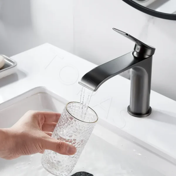 Смеситель для умывальника Shevanik S4101T