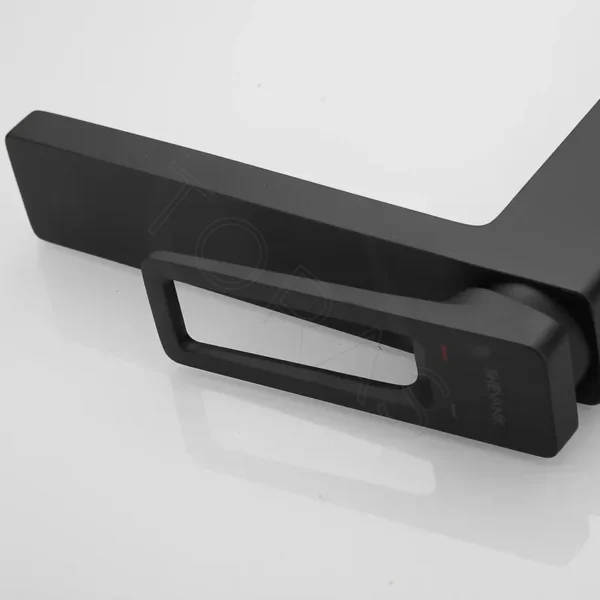 Смеситель для умывальника Shevanik S6811H