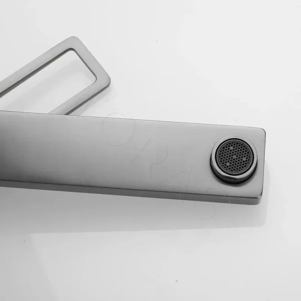 Смеситель для умывальника Shevanik S6811T