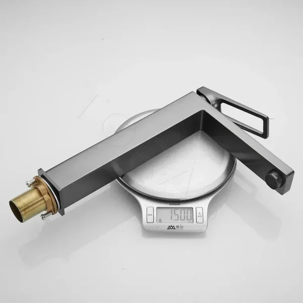 Смеситель для умывальника Shevanik S6811T