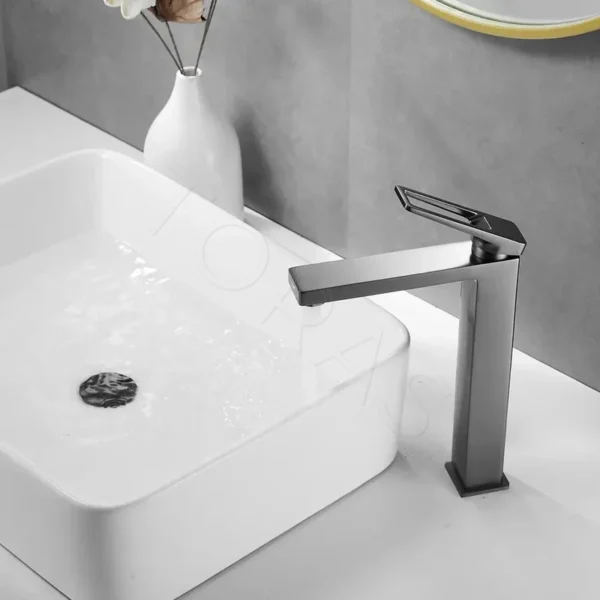 Смеситель для умывальника Shevanik S6811T