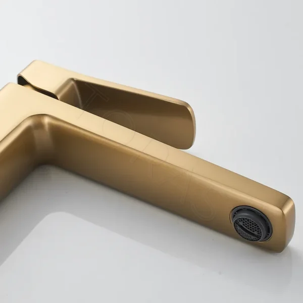 Смеситель для умывальника Shevanik S9911G