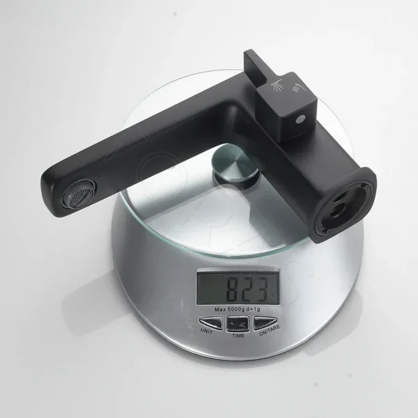 Смеситель на борт ванны Shevanik S9912H