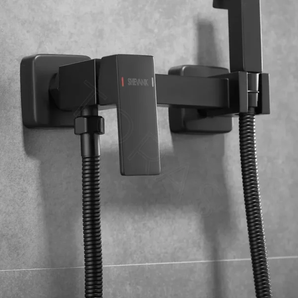 Смеситель с гигиеническим душем Shevanik S137H